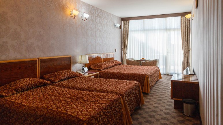 اتاق چهار تخته 3 هتل سوئیت اصفهان